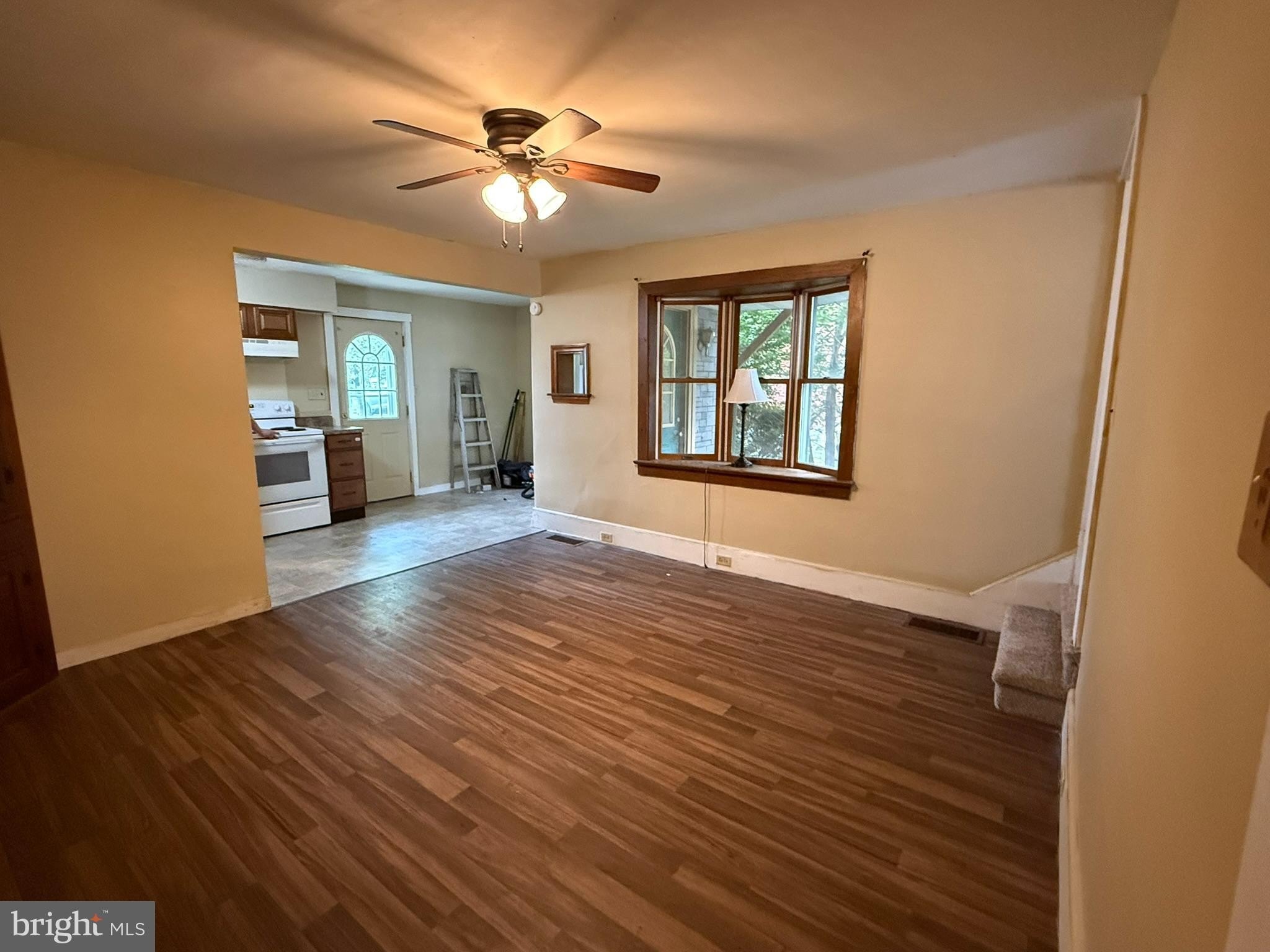 329 Duke St – photo 5