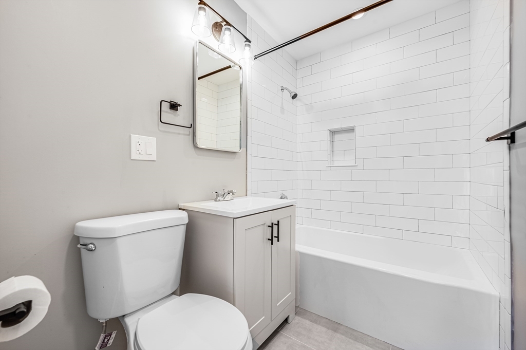 16 Waldemar Ave unit 102 – photo 1