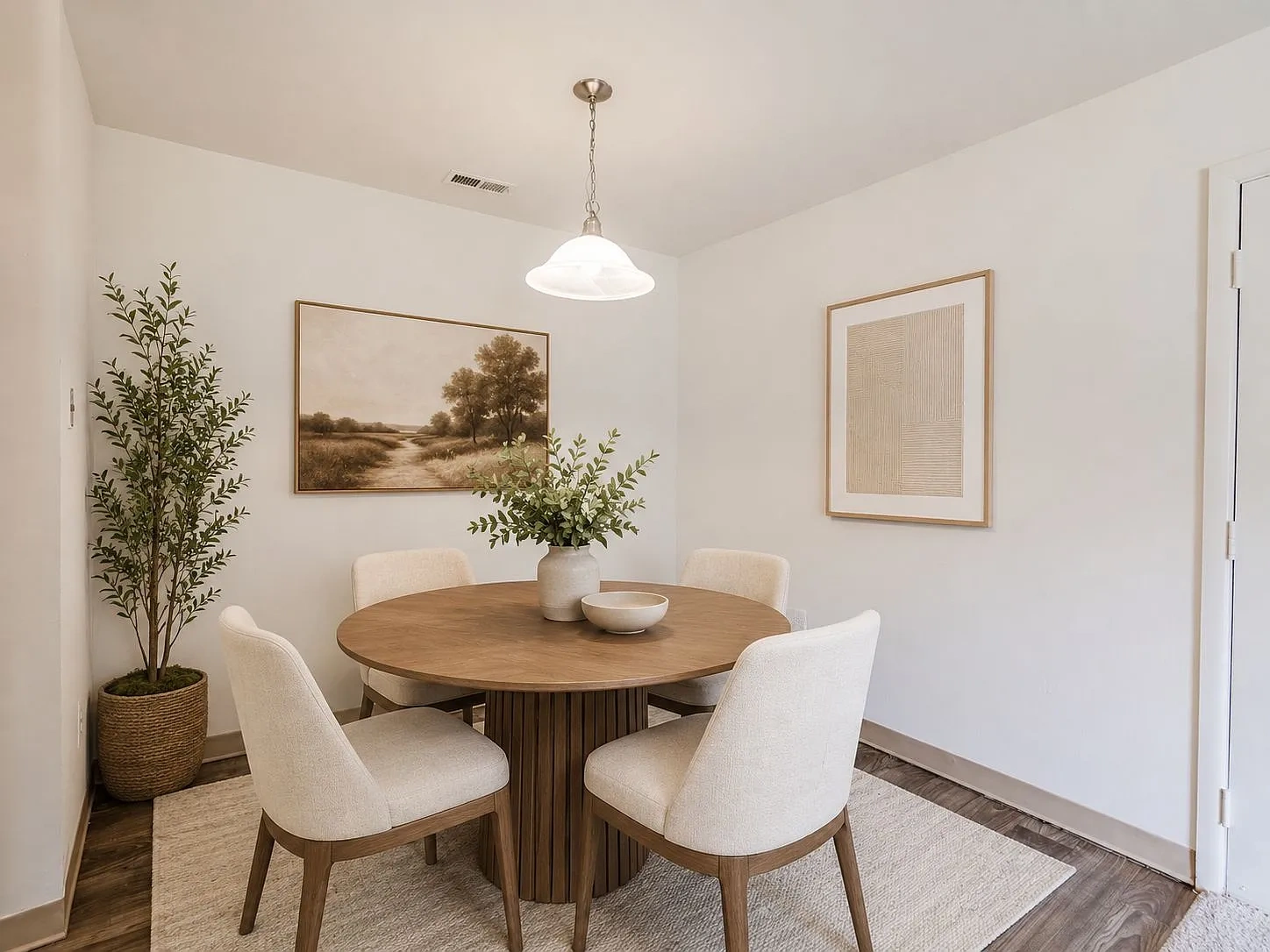 Cranbury Crossing Apartment Homes – photo 4
