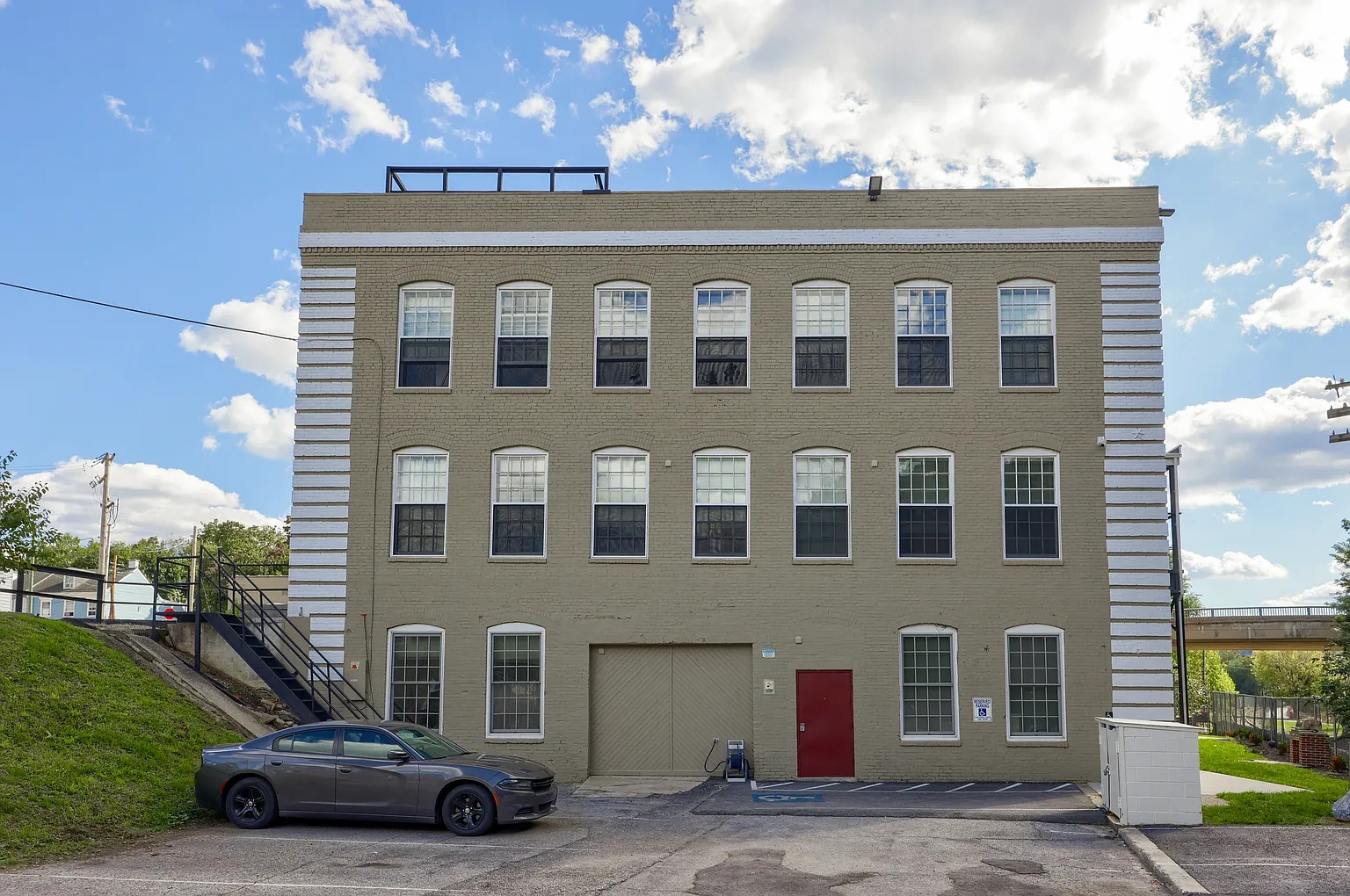 Riverside Lofts – photo 5