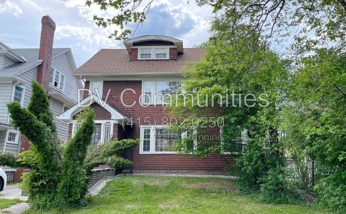 1666 Glenmont Rd unit 3RD – photo 1