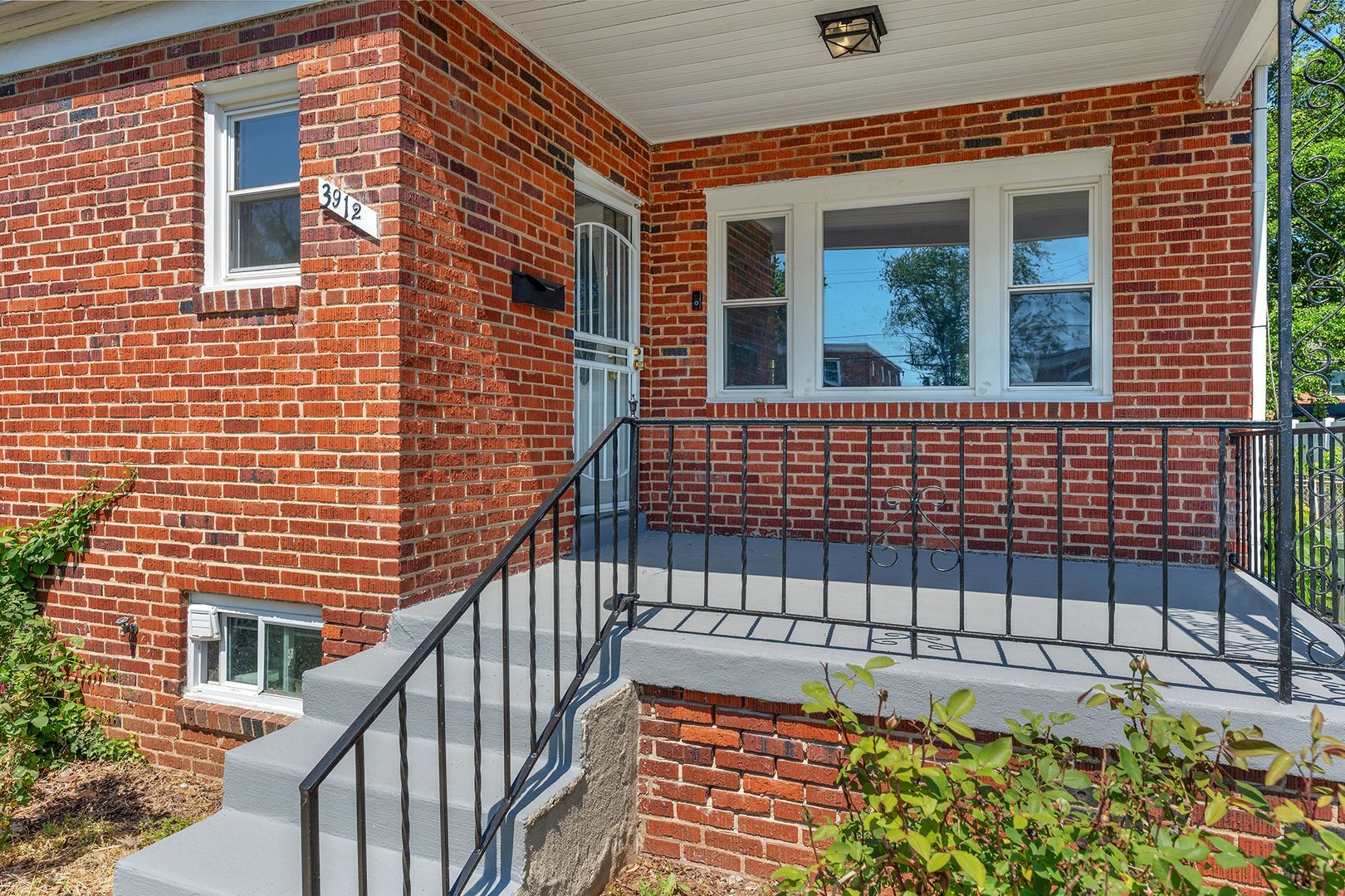 3912 Mortimer Ave – photo 4