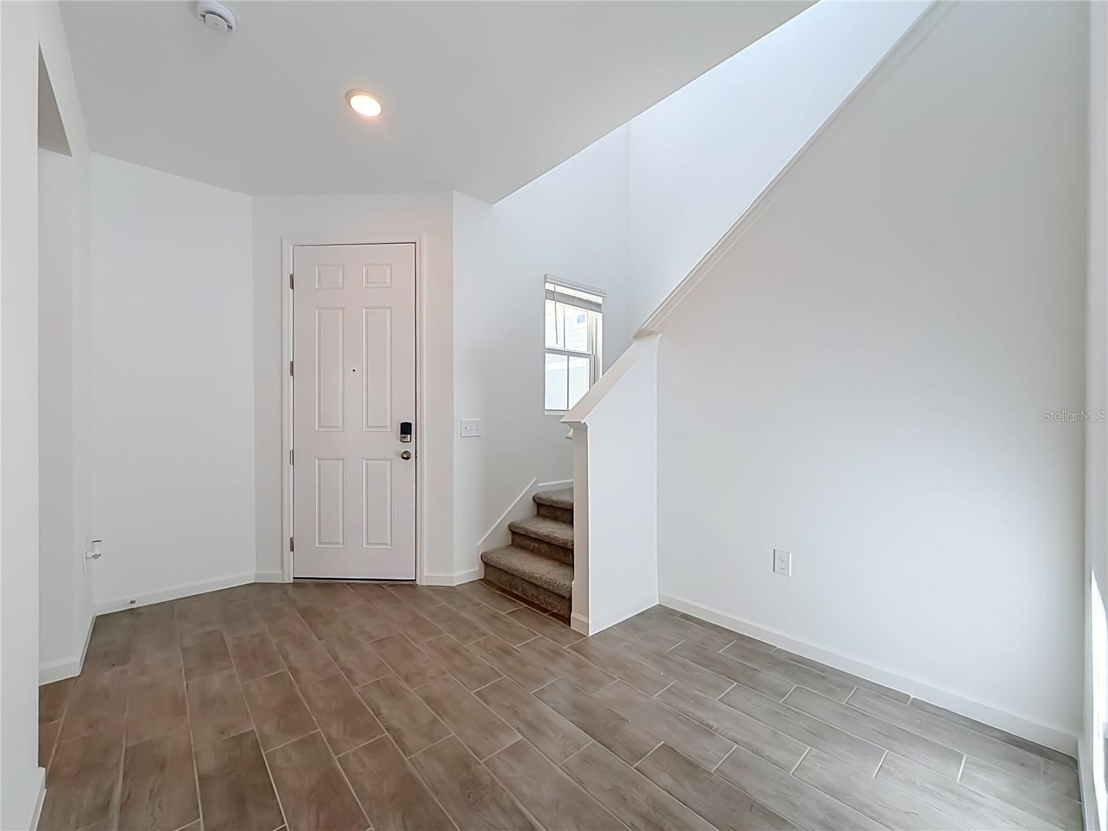 770 Lake Dell Ave – photo 5