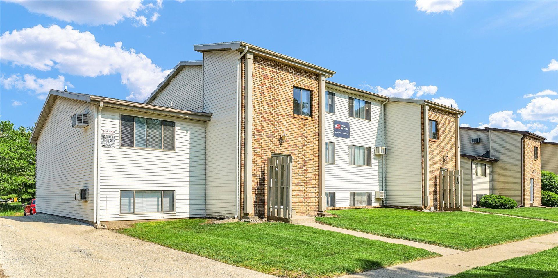 714 Arcadia Dr unit 2 – photo 1