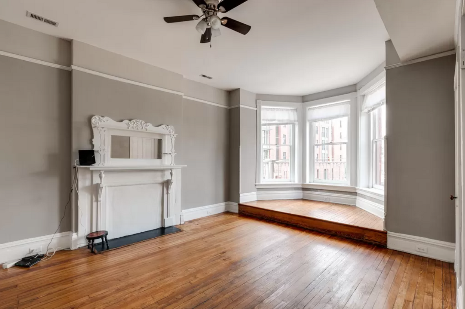 939 W Grace St unit 1 – photo 5