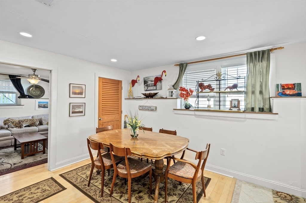 92 Marion Rd – photo 5