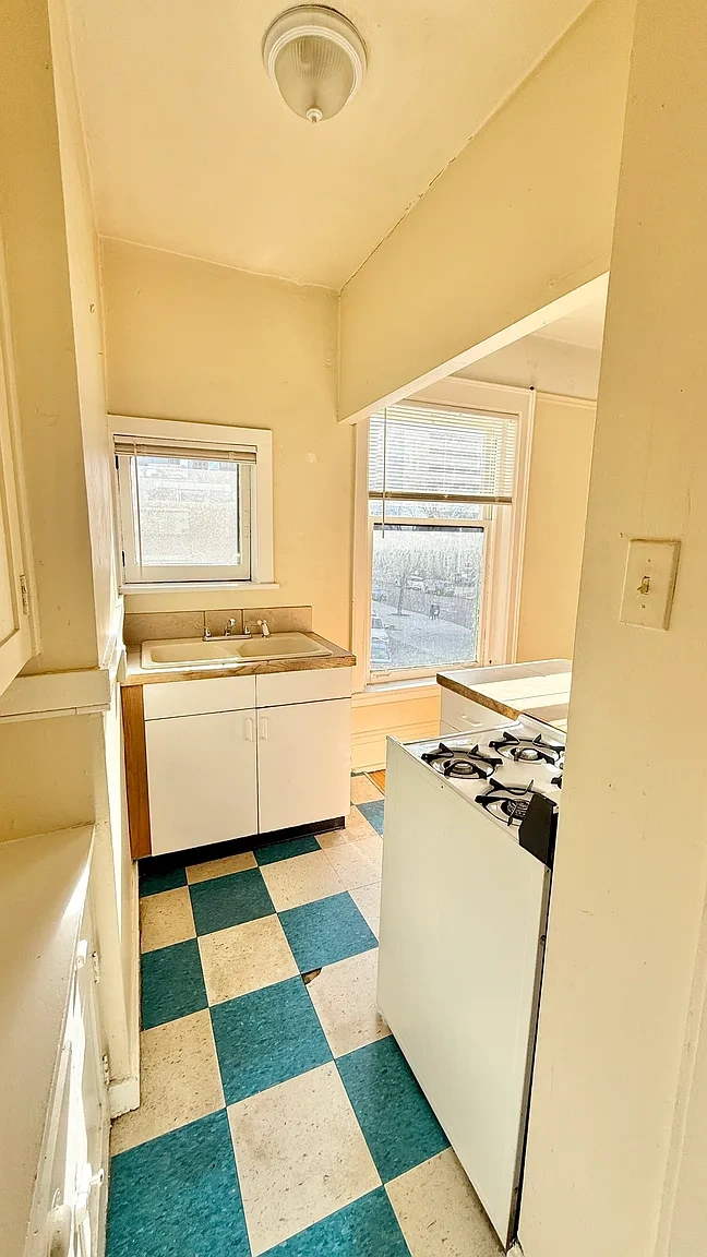 Cross Apartments – photo 1