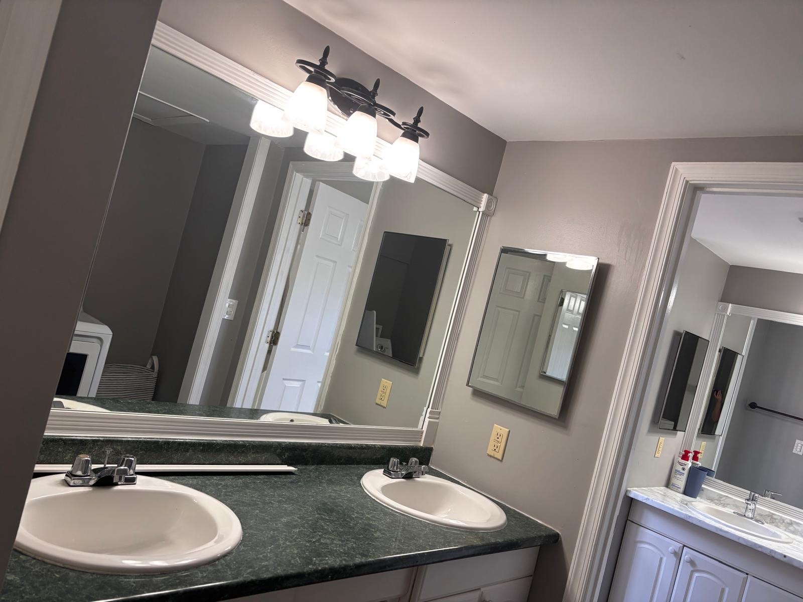 662 Washington Blvd – photo 3