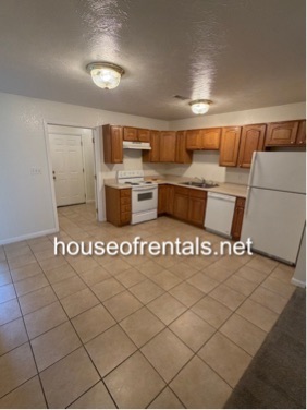 906 Pear St unit D – photo 3
