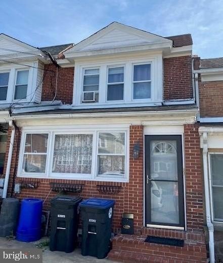 121 W 6th Ave – photo 1