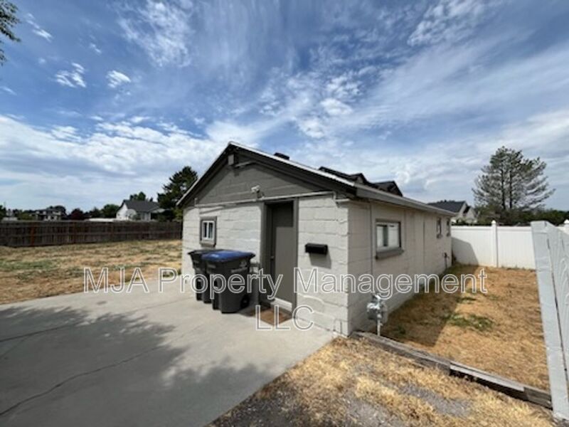 11164 S Temple Dr – photo 1