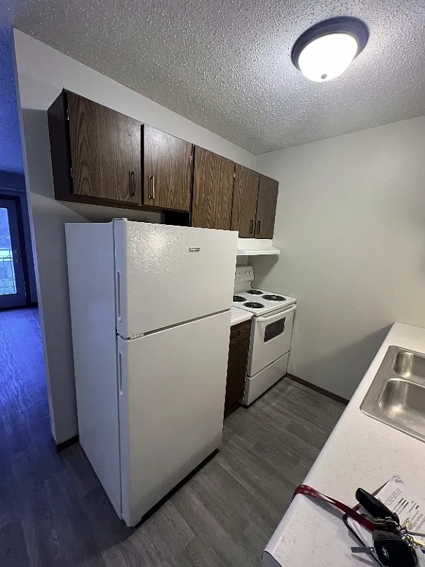 912 10th Avenue South – photo 2