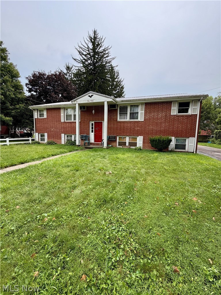 320 E Chestnut St unit 2 – photo 1