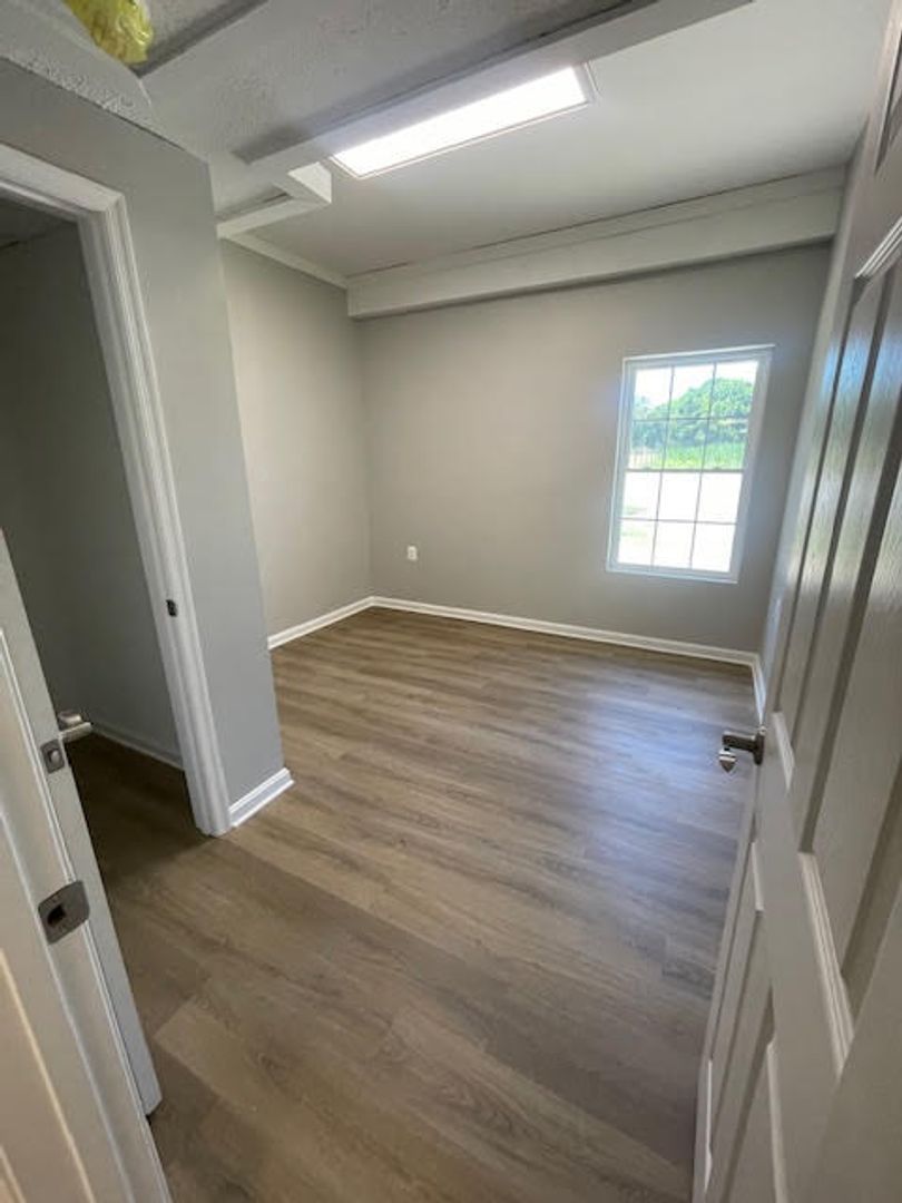 48673 Trapp Rd – photo 4