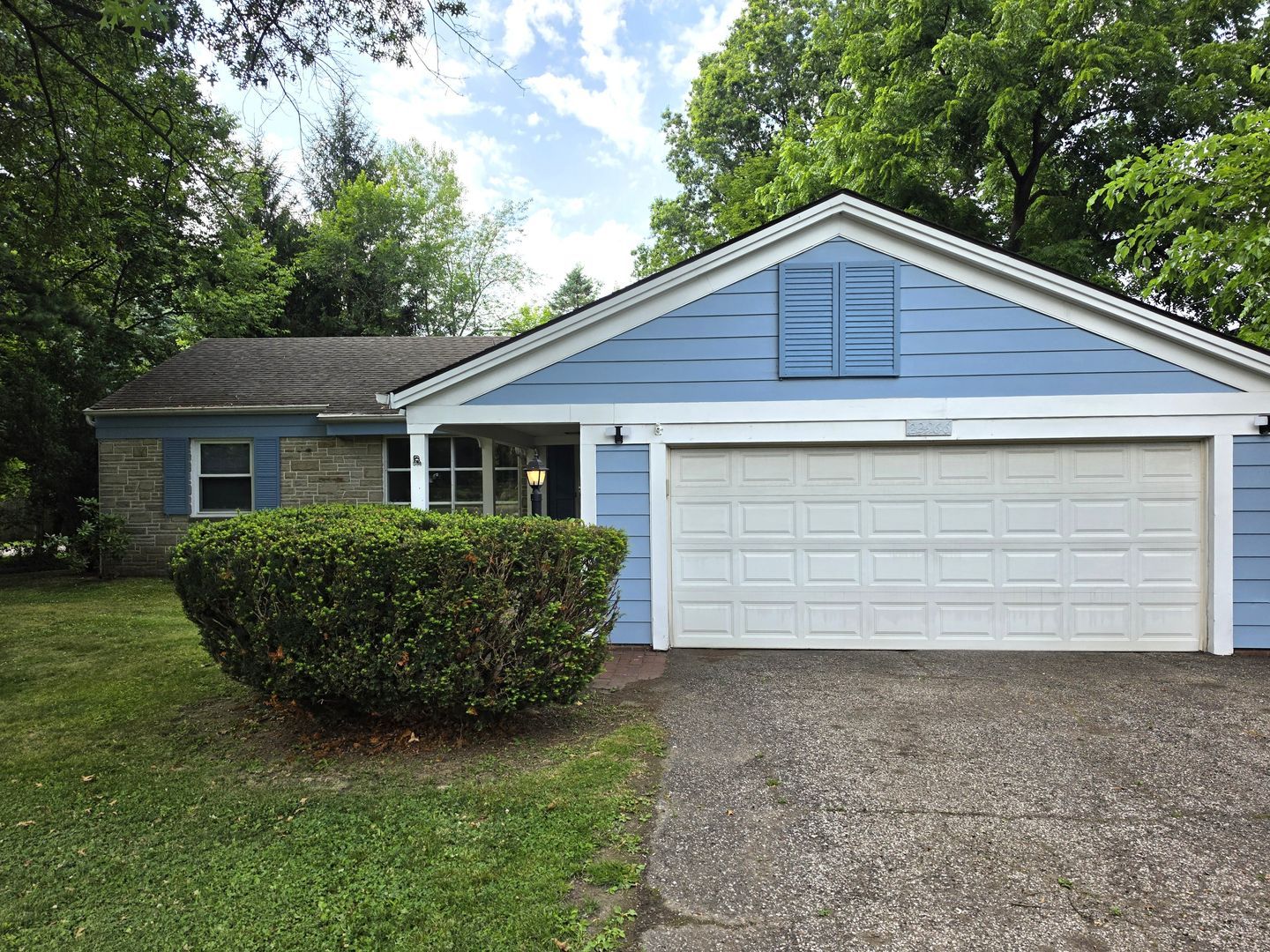 22966 Mastick Rd – photo 1