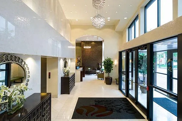 9 Vose Ave – photo 3