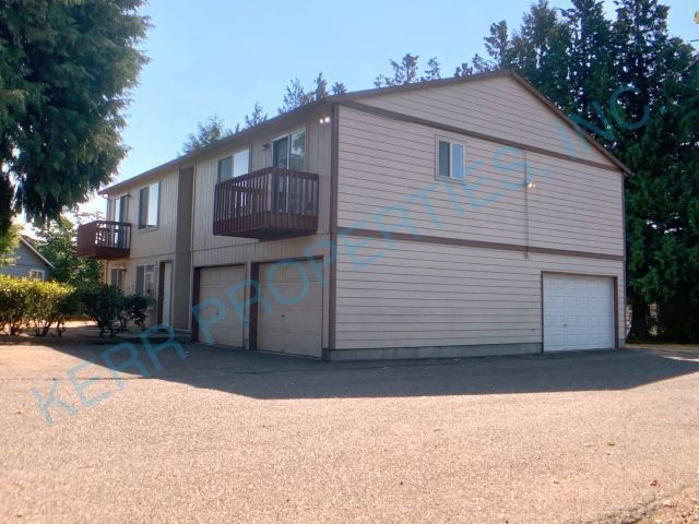 2211 SE 96th Dr – photo 1
