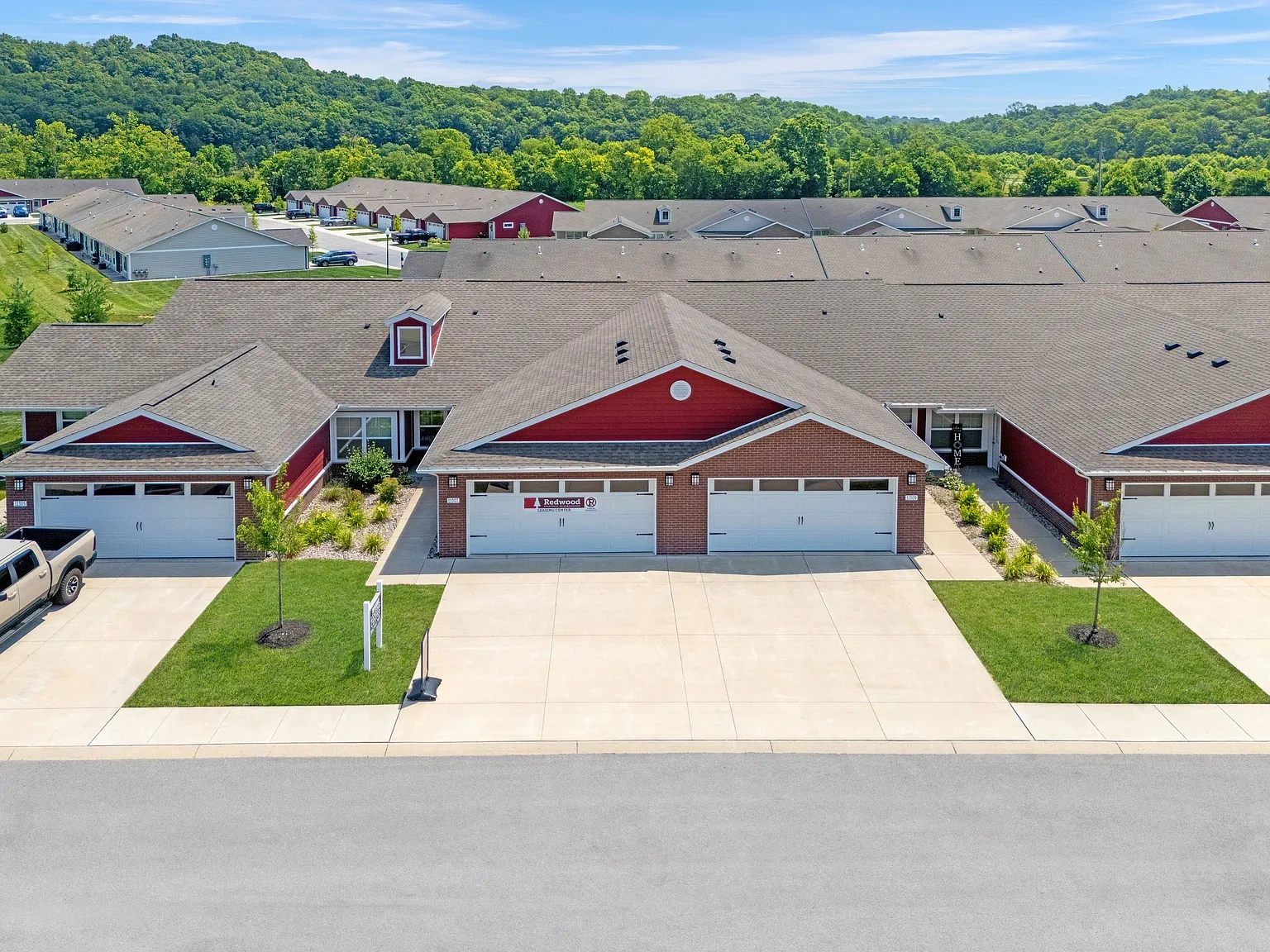 Redwood Louisville Bardstown Bluff Road – photo 4