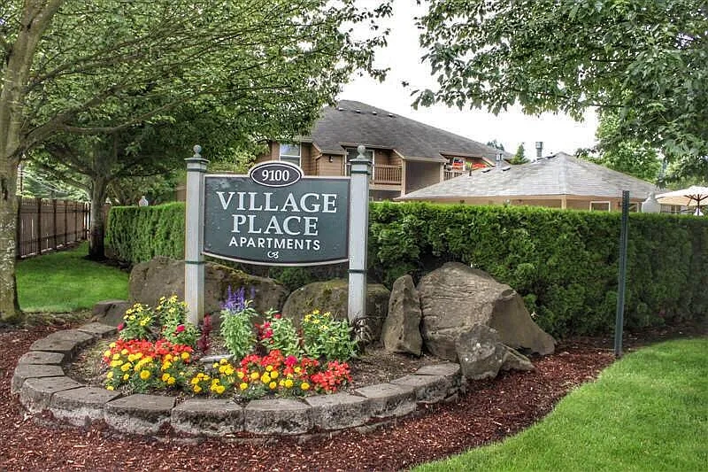 Village Place – photo 2