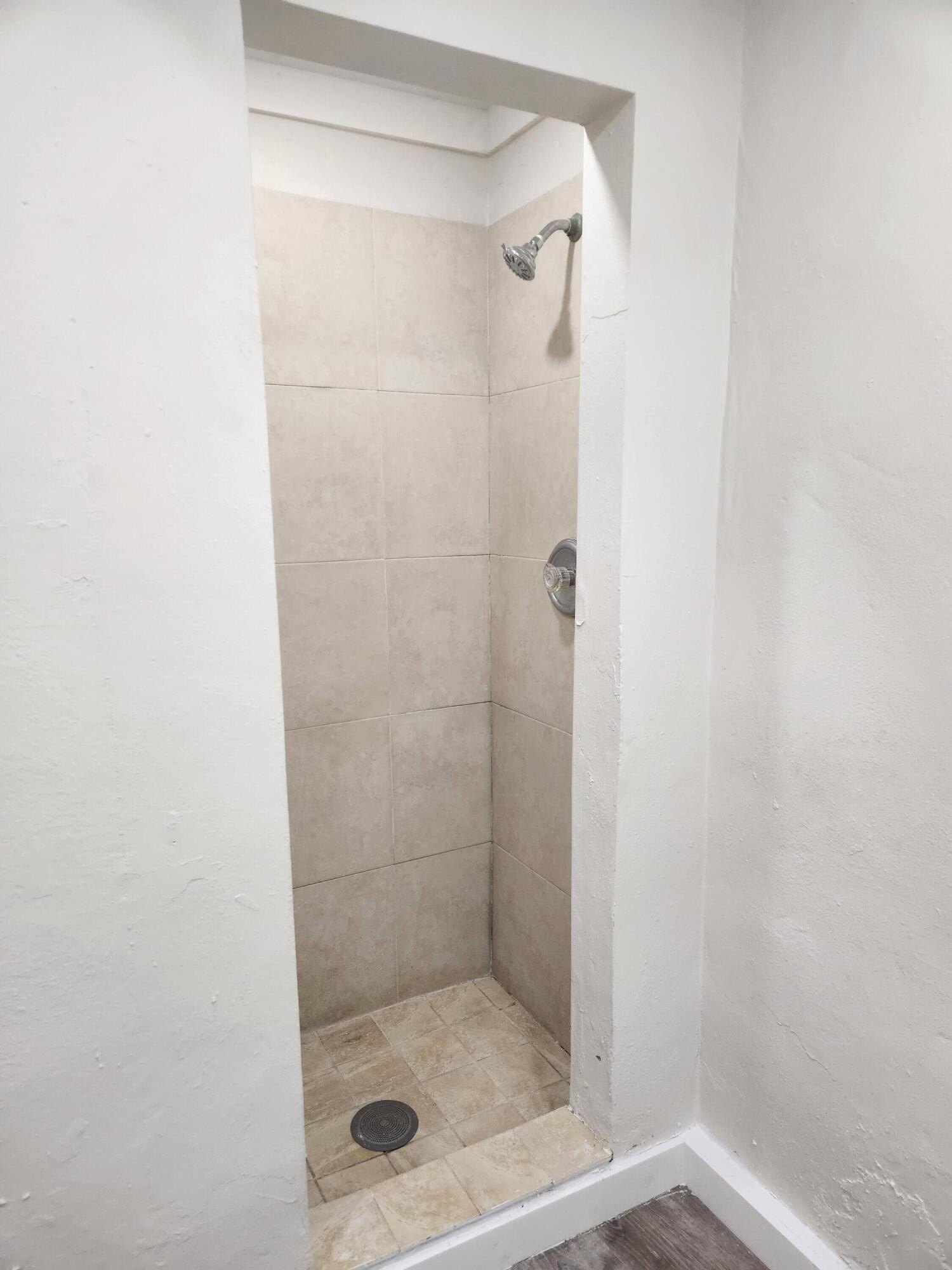 134 W 24th St #1 – photo 5