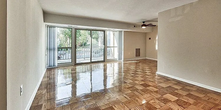 Silver Spring House – photo 2
