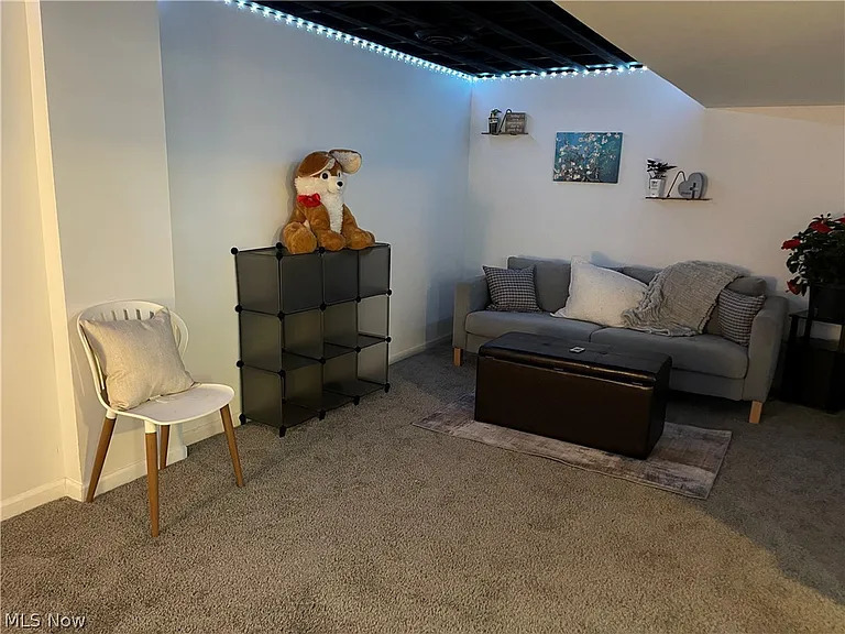 607 Castle Blvd – photo 4