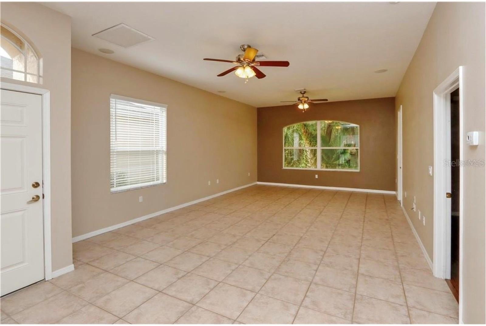 7633 Wimpole Dr – photo 5