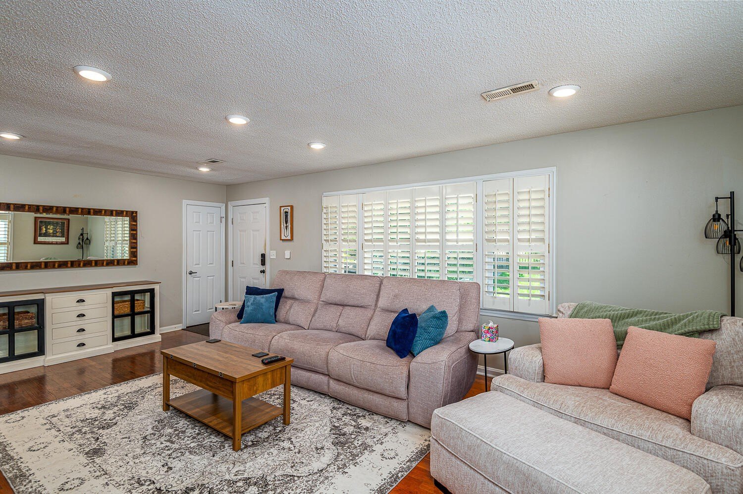 3902 Laird Ln – photo 4
