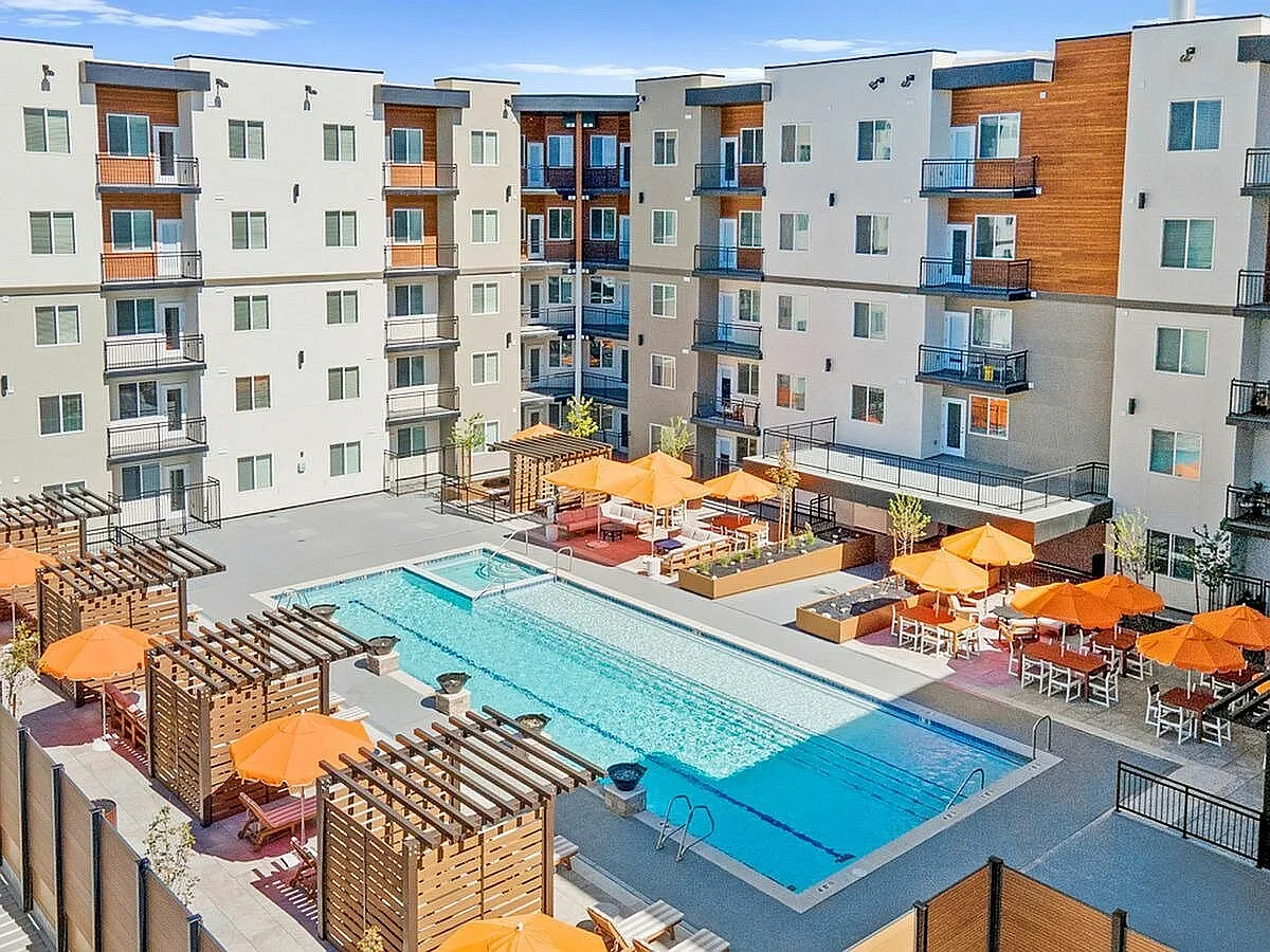 Current Apartments – photo 4