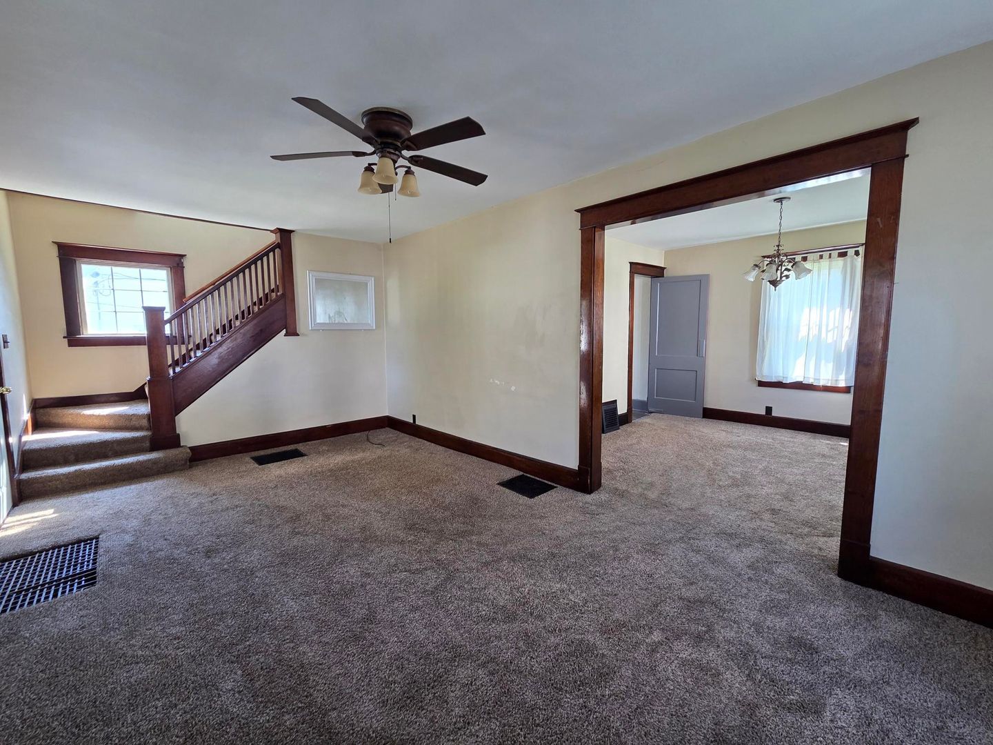 227 Banning Ave – photo 4