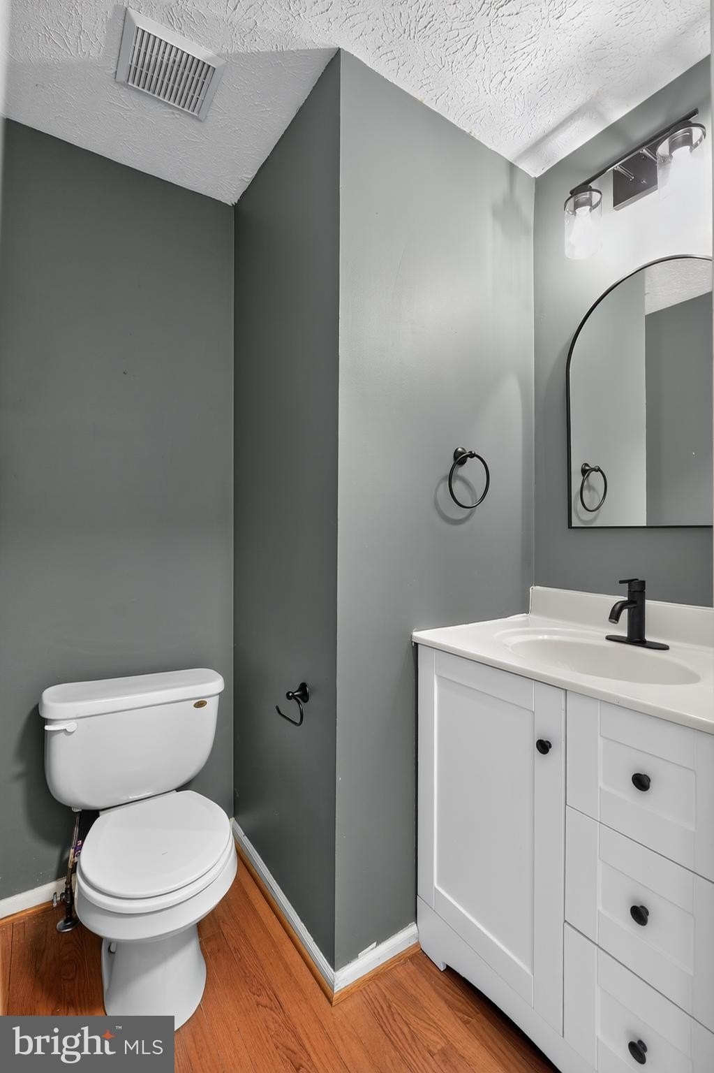 2377 Tawny Dr – photo 5