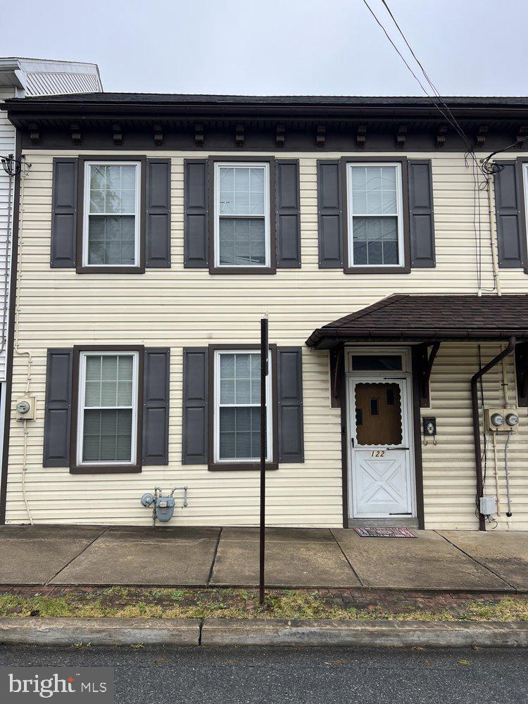 122 N Main St – photo 1