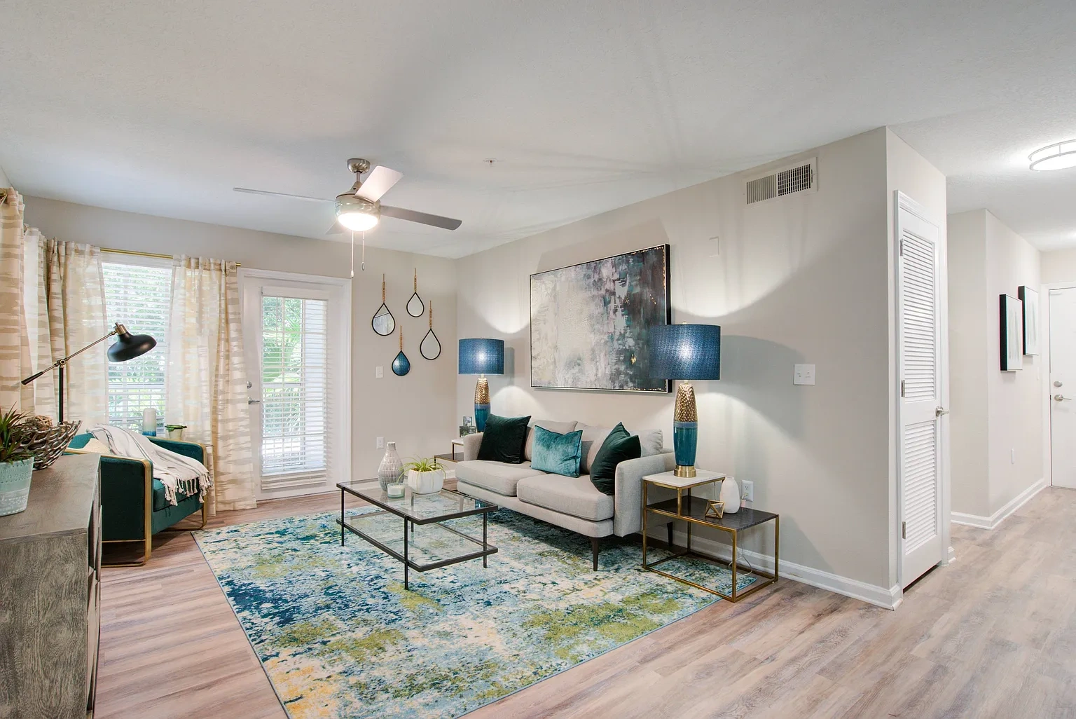 Rocky Creek Apartments – photo 2