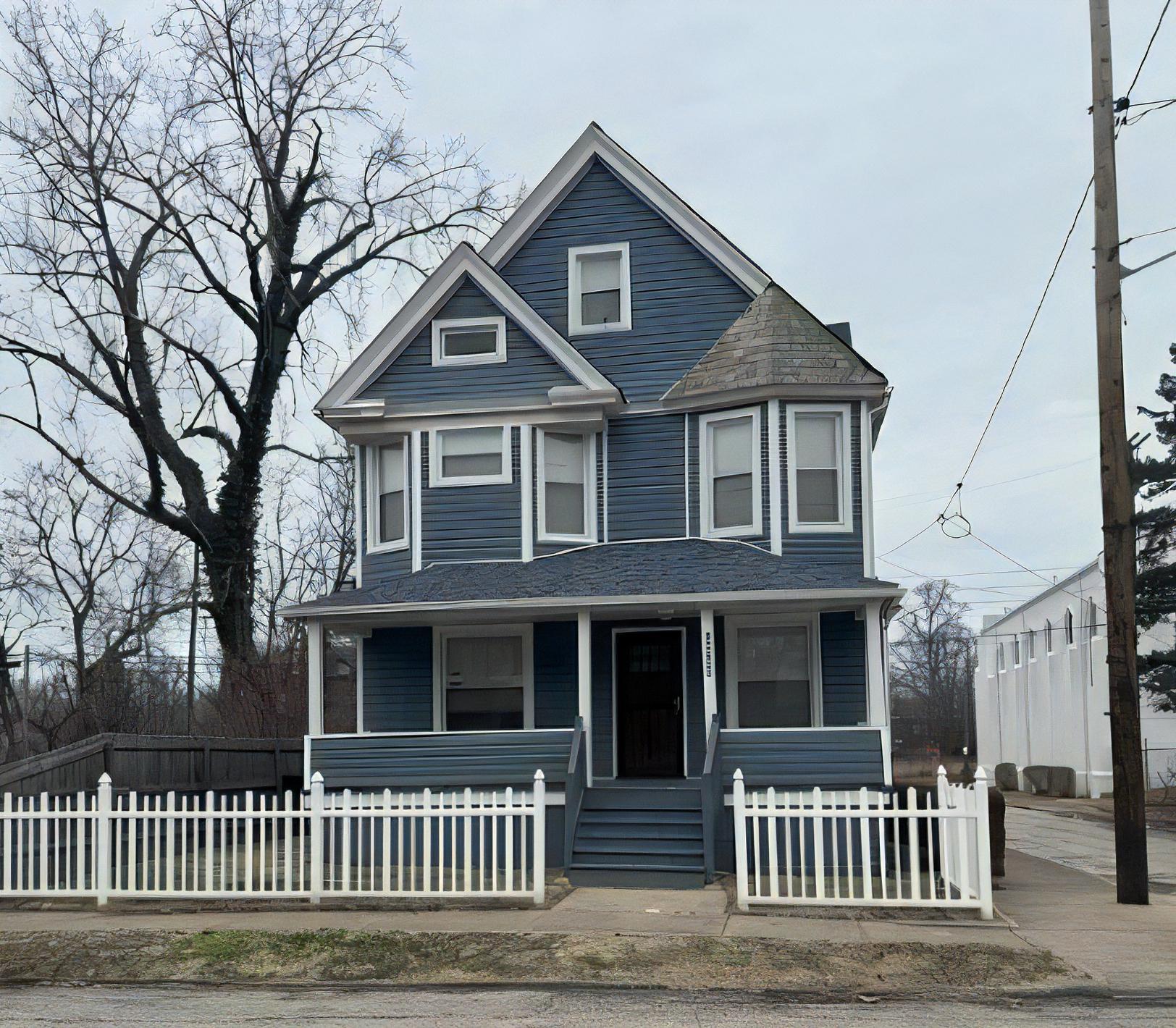 10749 Hull Ave – photo 1