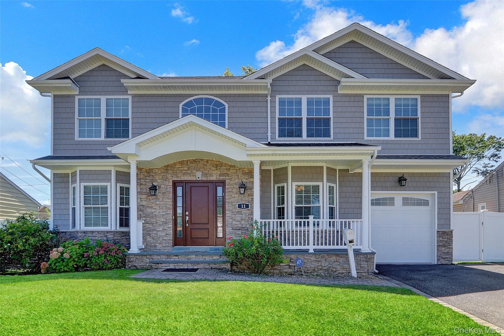 11 Lillian Ln – photo 1
