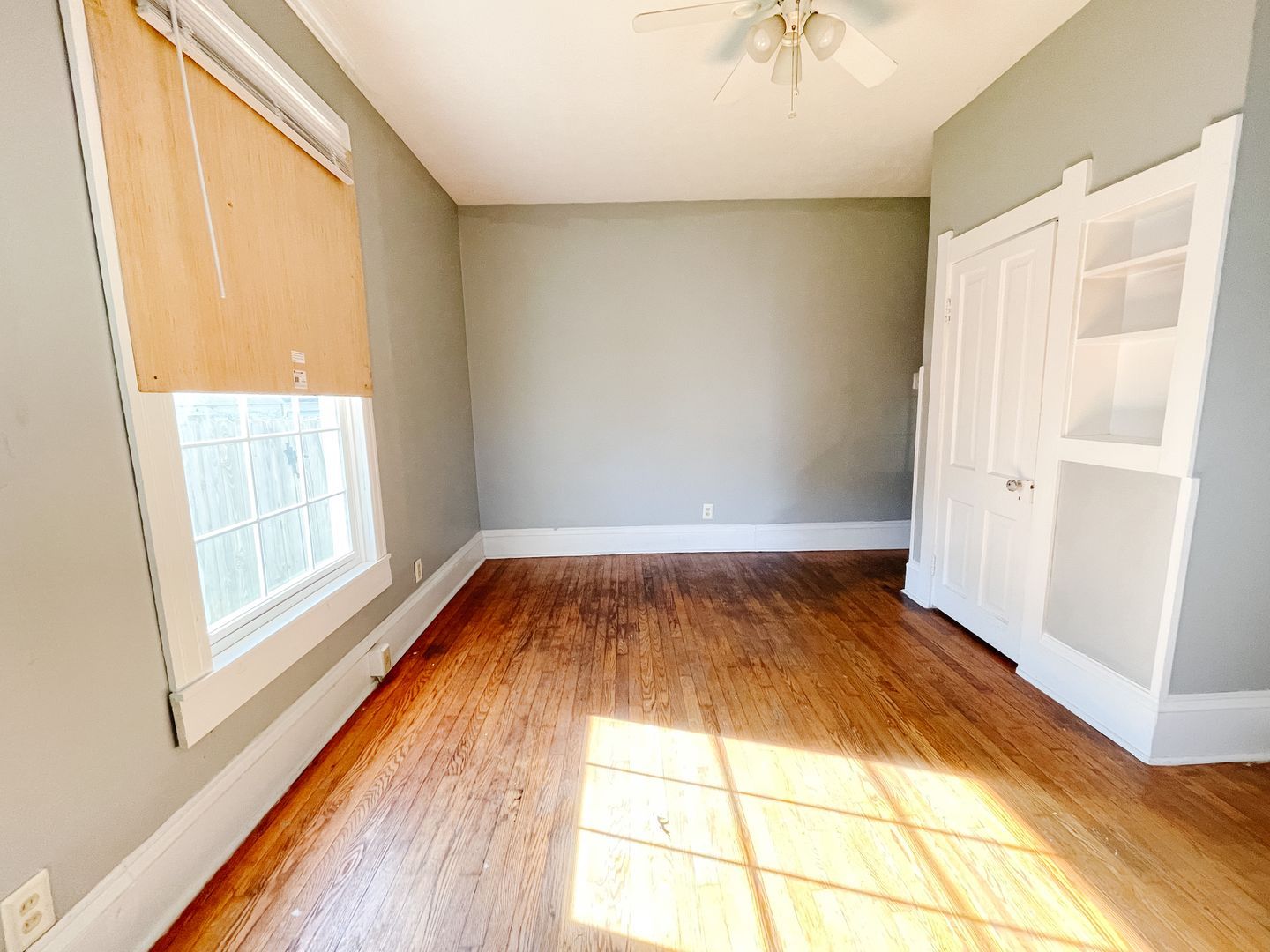 258 SW 2nd St – photo 2