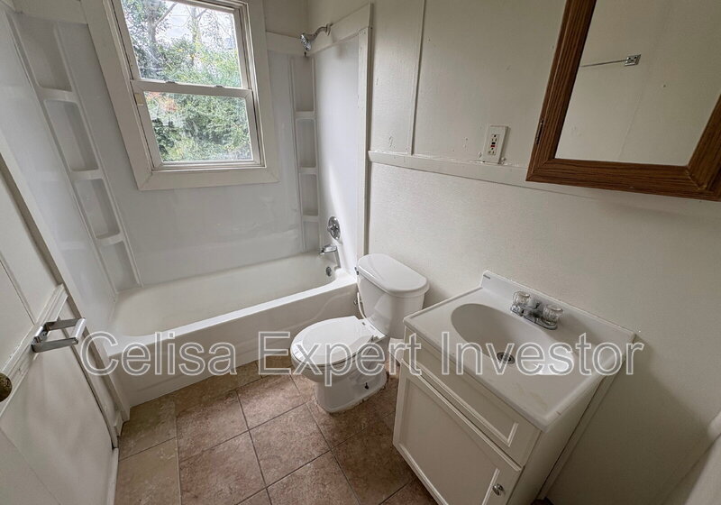3128 Mc Donald St – photo 4