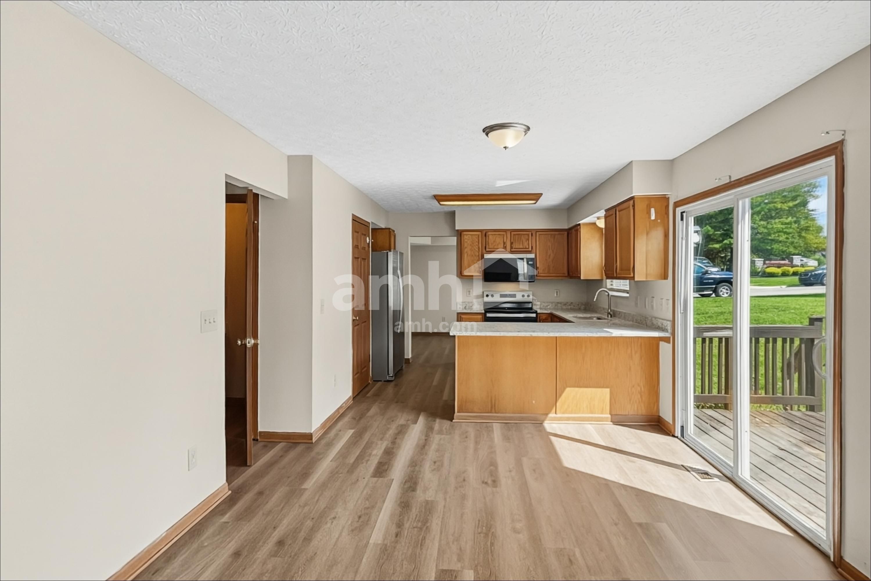 206 Aston Ct – photo 5