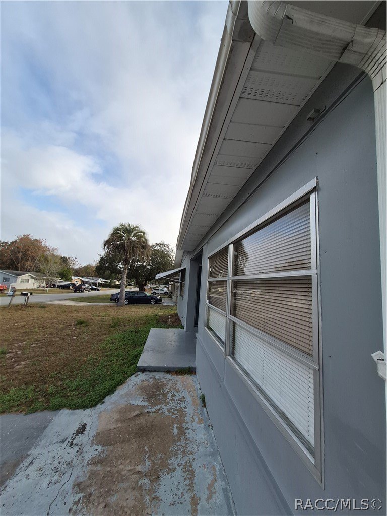 11 S Barbour St – photo 2