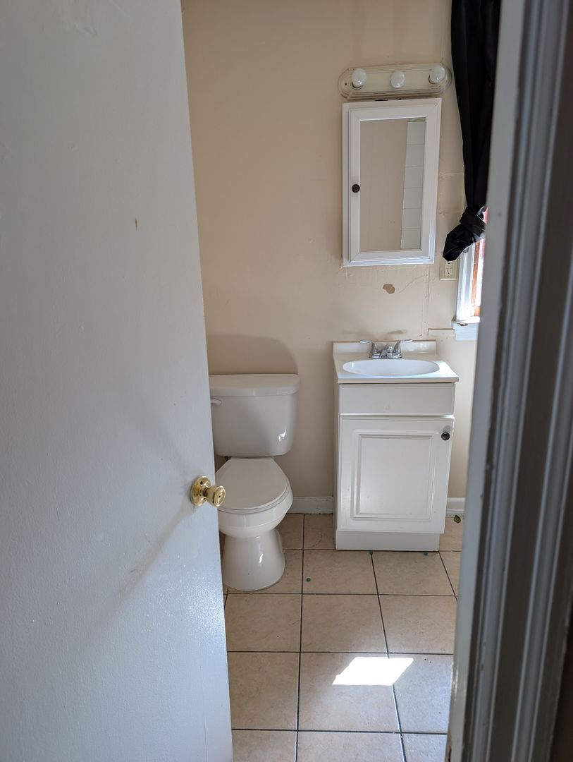 718 Centre St unit 2F – photo 5