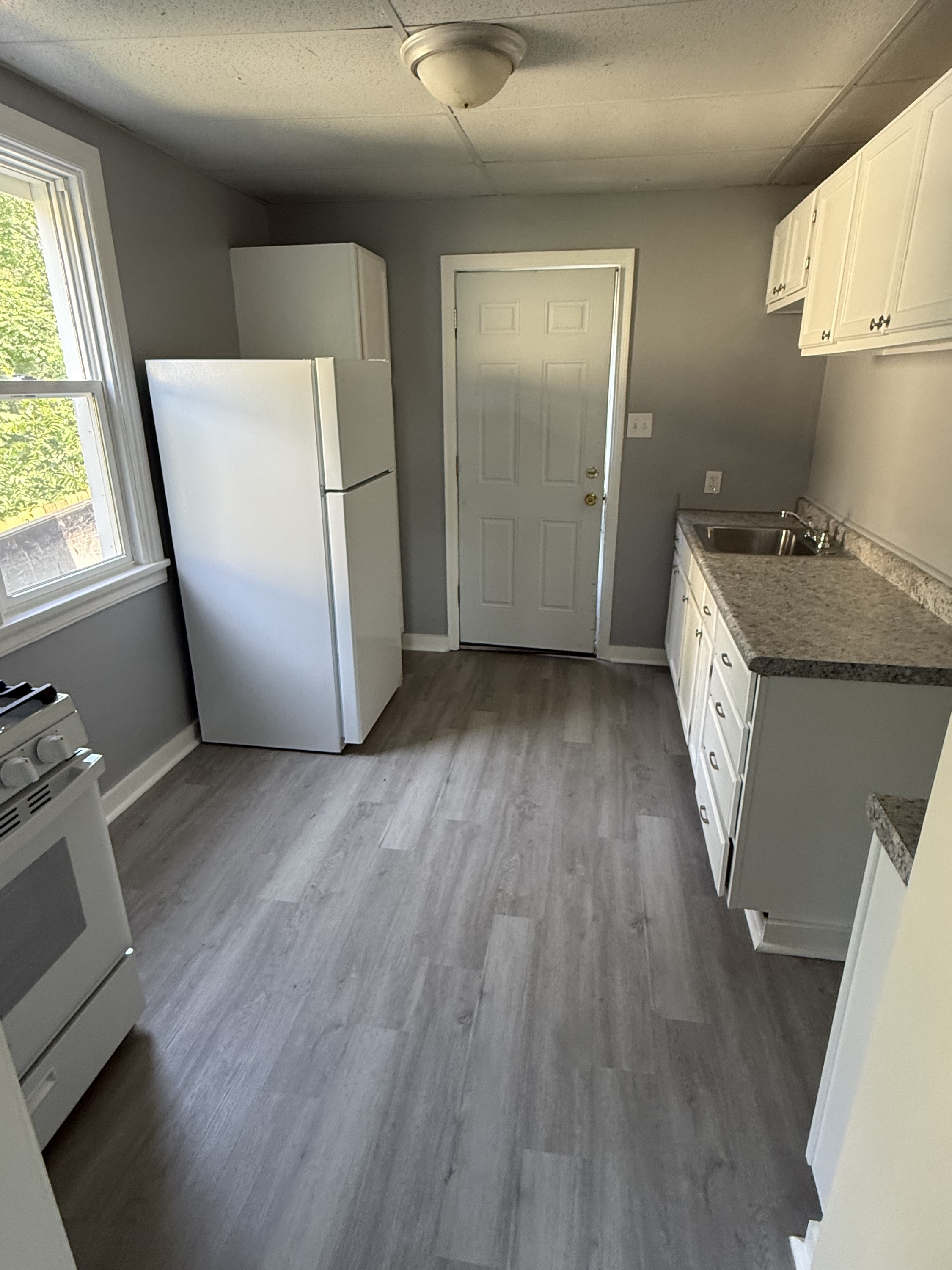 114 Penhale Ave unit 1 – photo 3
