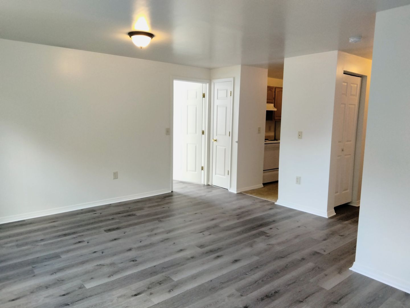 1059 Main St unit 1059 Main St - Apt 2C – photo 4