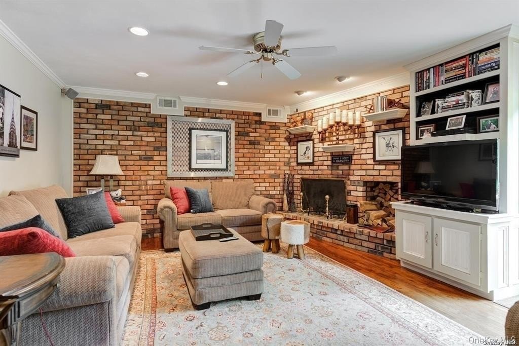 174 Lodge Ave – photo 4