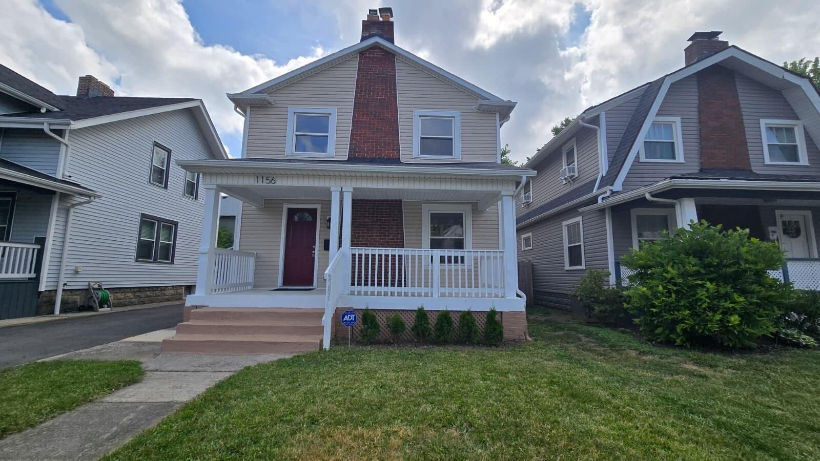 1156 S Champion Ave – photo 2