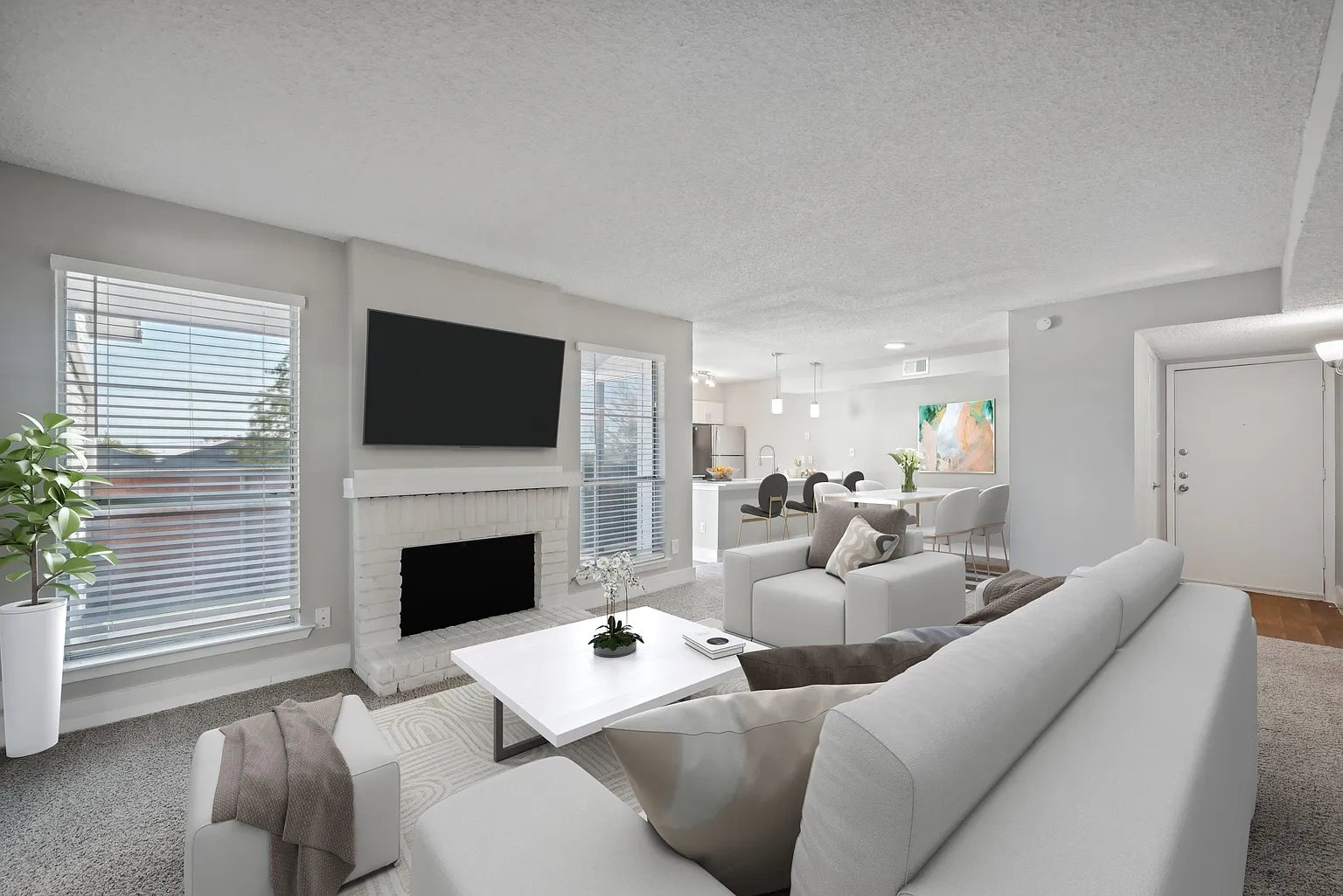 Eastbank Apartments – photo 3