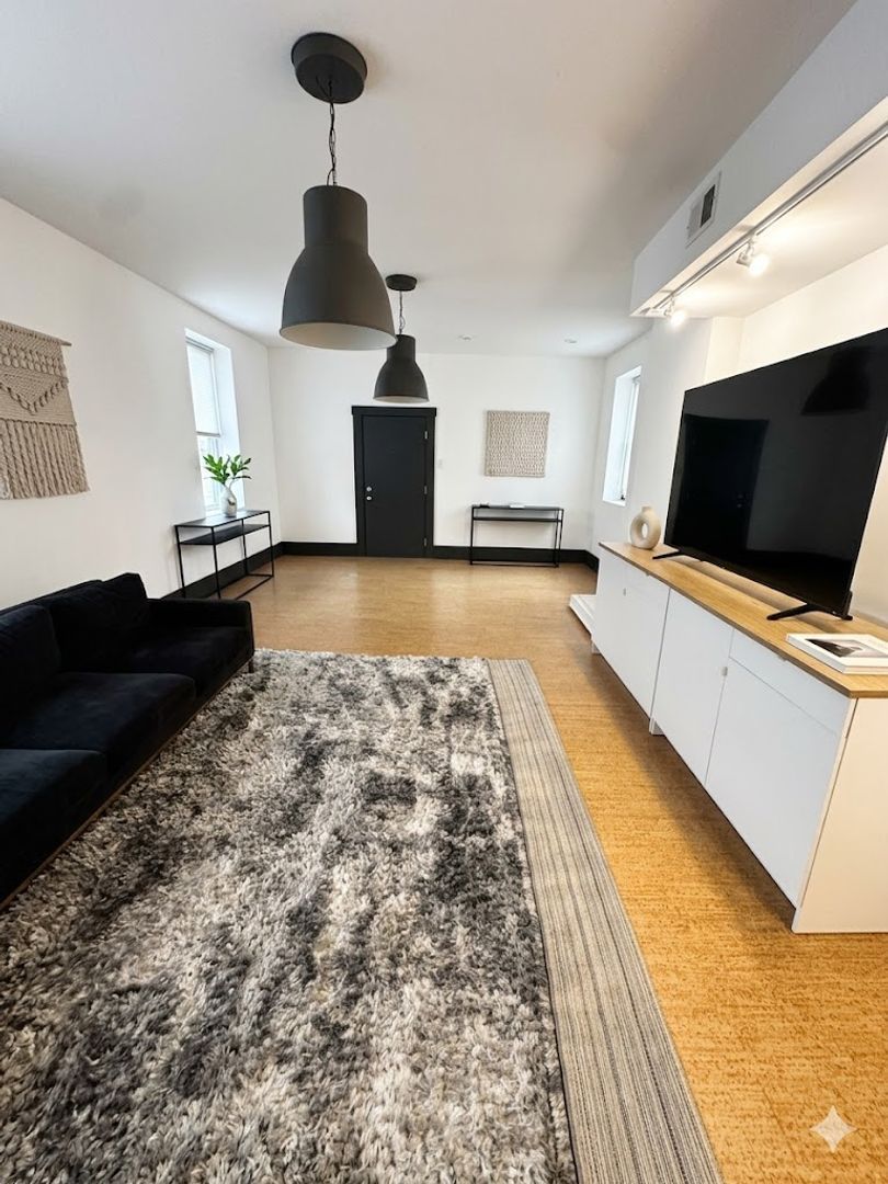 1600 Lowrie St unit Unit 2 – photo 1