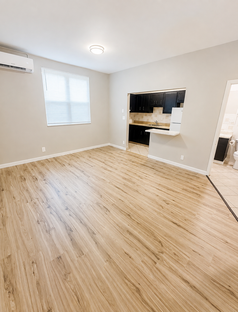 321 Ella St unit 3 – photo 5