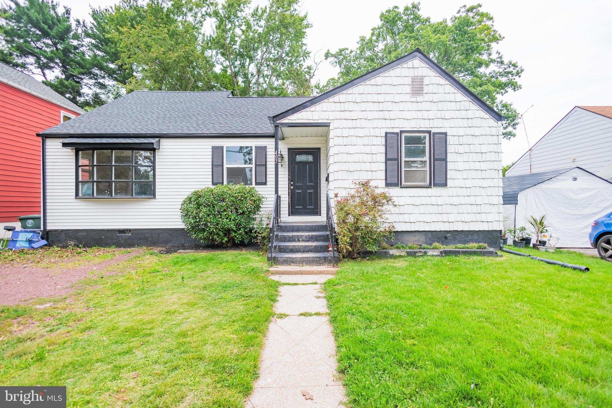 407 High St W – photo 1