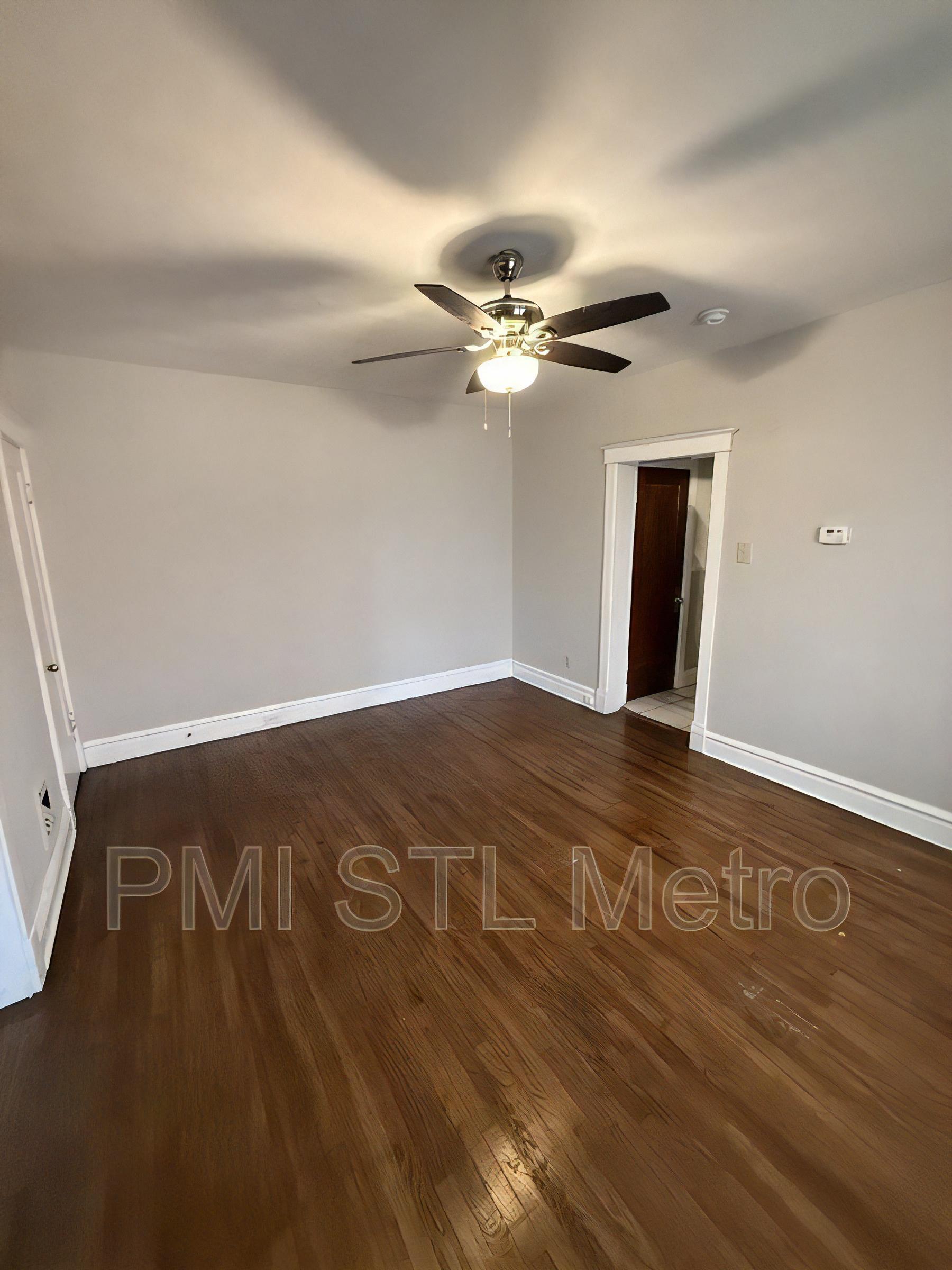 3931 Oregon Ave unit 3931 – photo 3