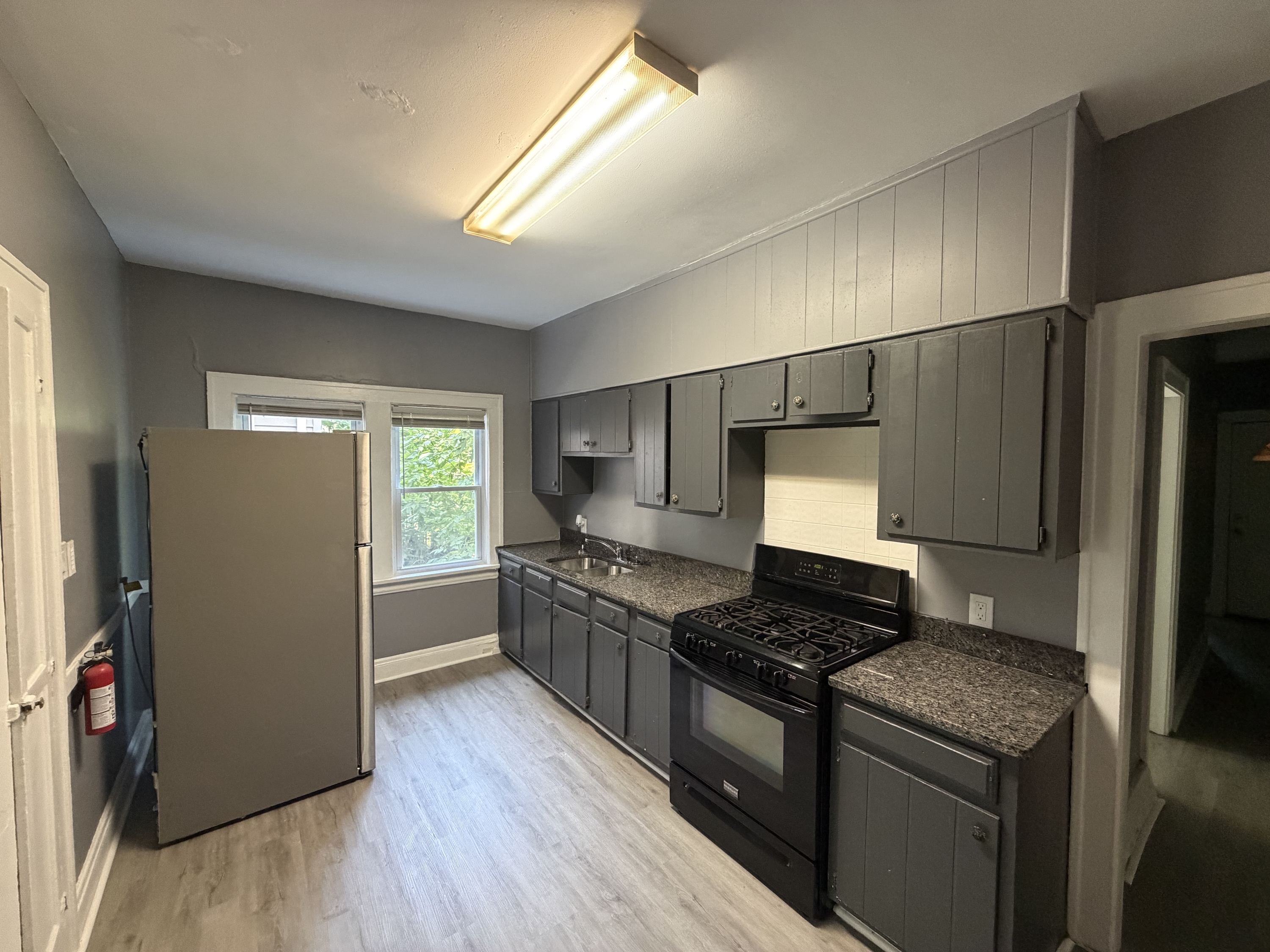 3412 E 147th St unit 2 – photo 3